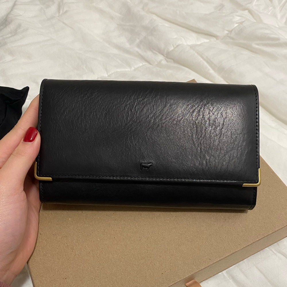 Authentic leather crossbody bag NEW!!
